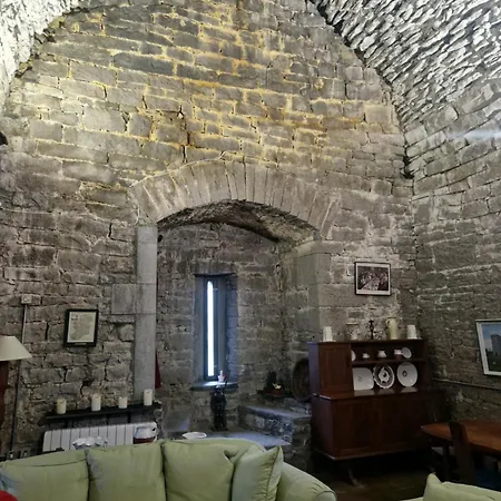 Ballindooley Castle * Galway