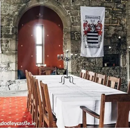 Ballindooley Castle بيت للعطل