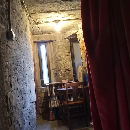 Ballindooley Castle *