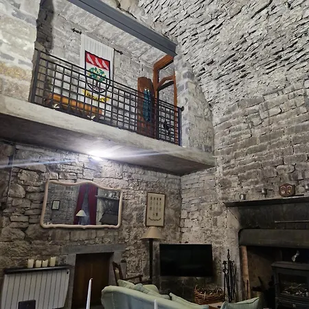 Ballindooley Castle *