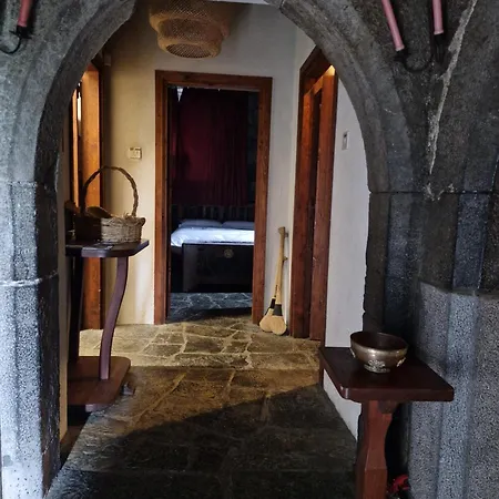 Ballindooley Castle