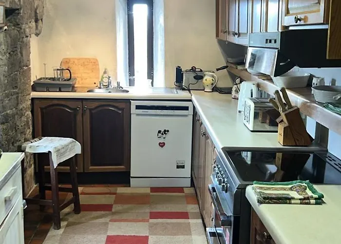 Ballindooley Castle Holiday home *