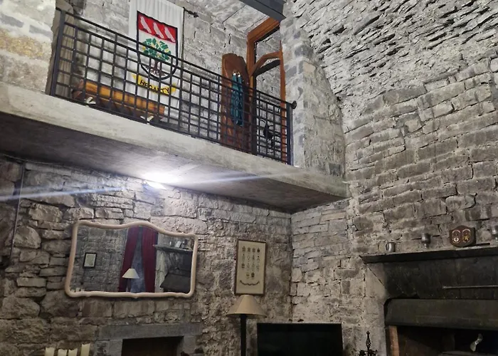 Ballindooley Castle *